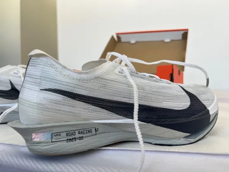Used Nike zoomX streakfly2 bike — image 5 of 5