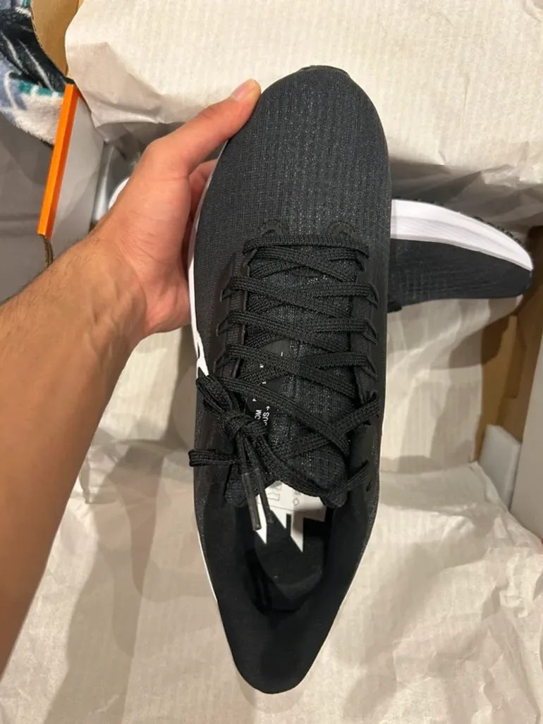 Used Lightweight Nike Air Zoom Pegasus 39 bike — image 2 of 5