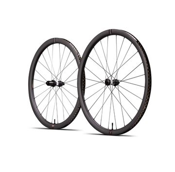Brugt Reserve 34|37 TA DT Swiss 240 Carbon Disc Brake Wheelset 2025 Wheels