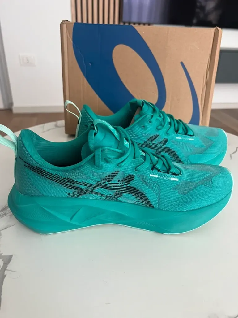 Used Asics Novablast 5 bike — image 3 of 7