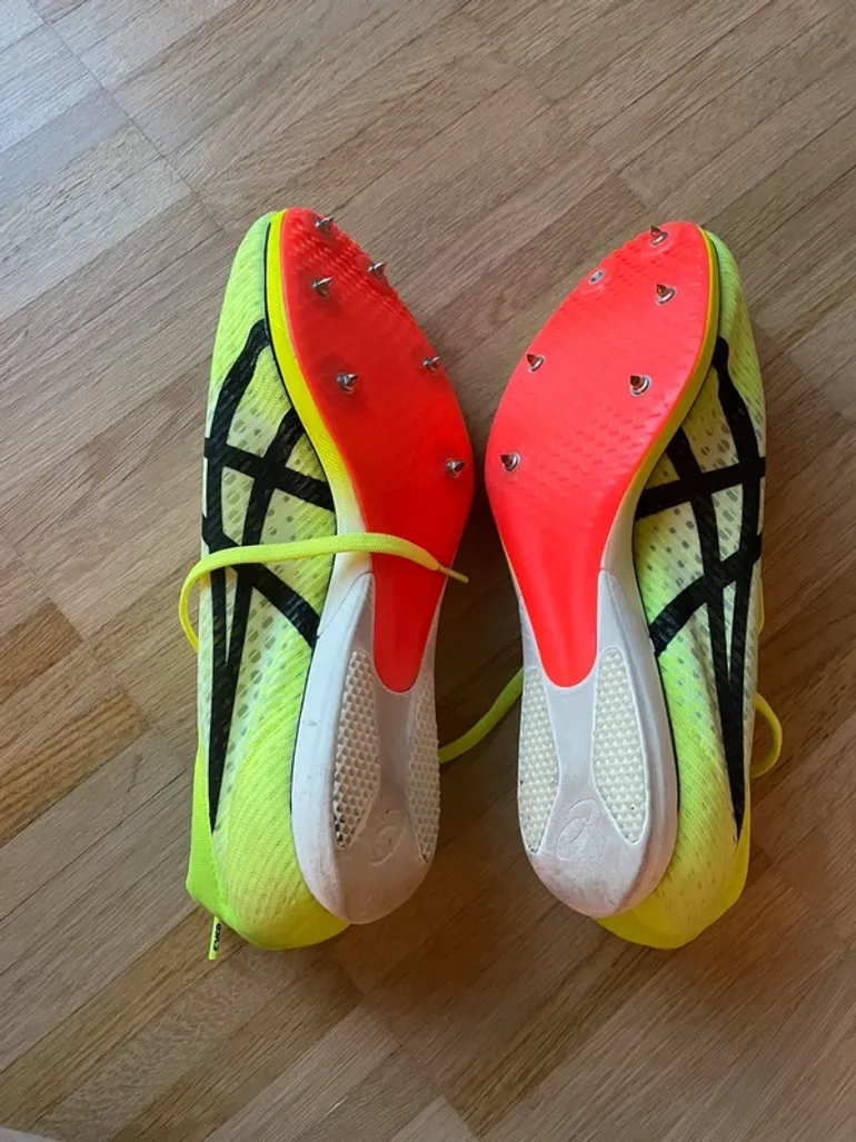 Used Asics Metaspeed MD bike — image 3 of 4