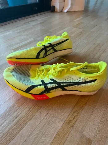 Used Asics Metaspeed MD bike