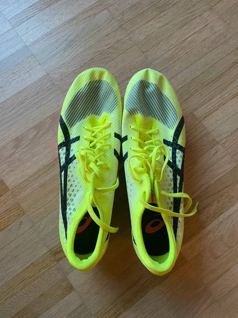 Used Asics Metaspeed MD bike — image 2 of 4