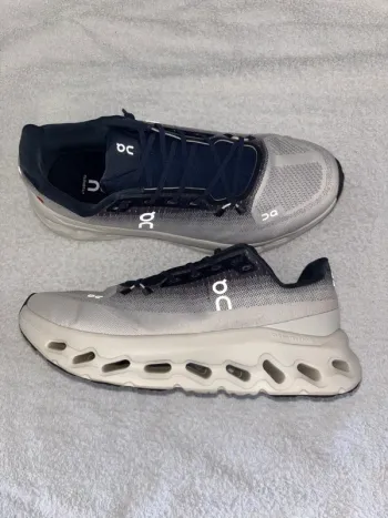 Used On Running Cloud bike — image 3 of 3