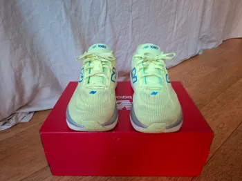 Used New Balance 1080 v15 bike — image 7 of 14