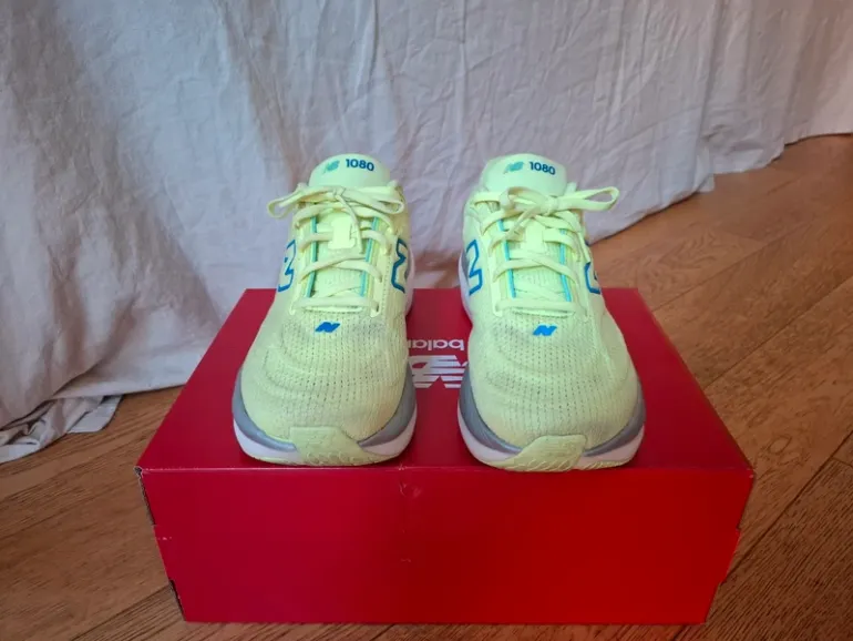 Used New Balance 1080 v15 bike — image 7 of 14