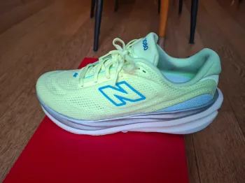 Used New Balance 1080 v15 bike — image 11 of 14