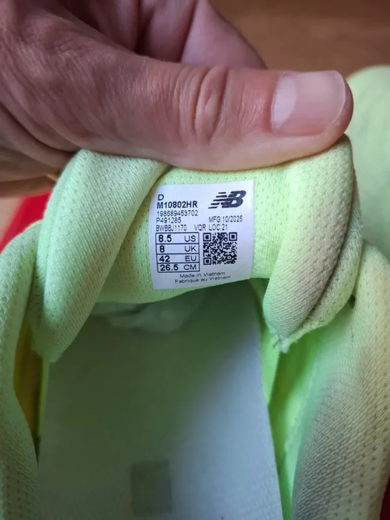 Used New Balance 1080 v15 bike — image 4 of 14