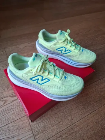 Used New Balance 1080 v15 bike — image 2 of 14