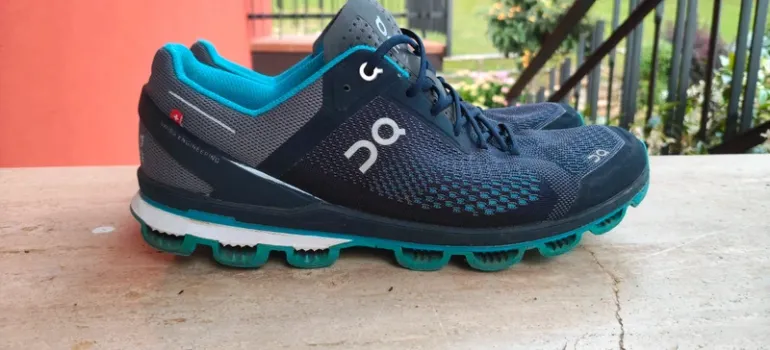 Used On Running shoes bike — image 2 of 5