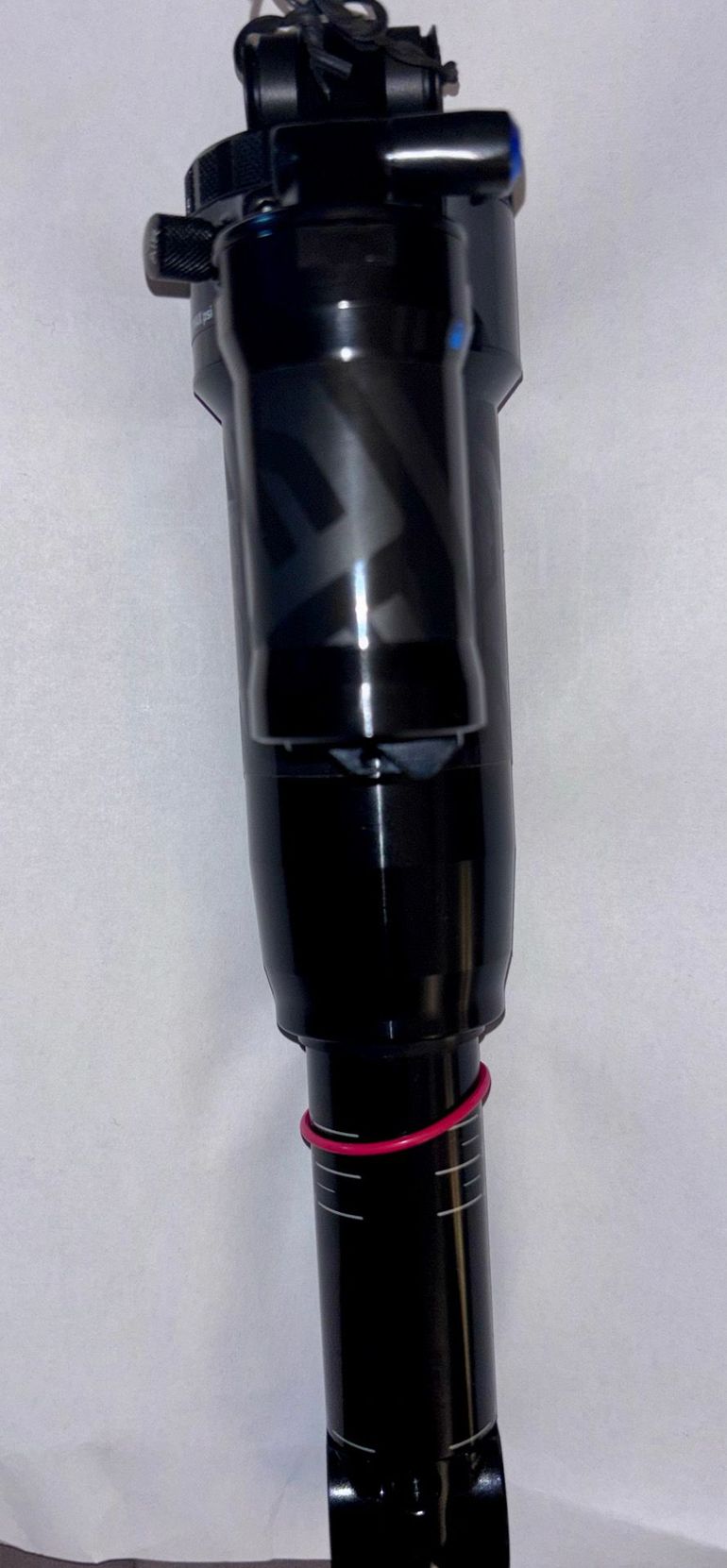 Used RockShox Super Deluxe Select+ 2023 bike — image 4 of 6