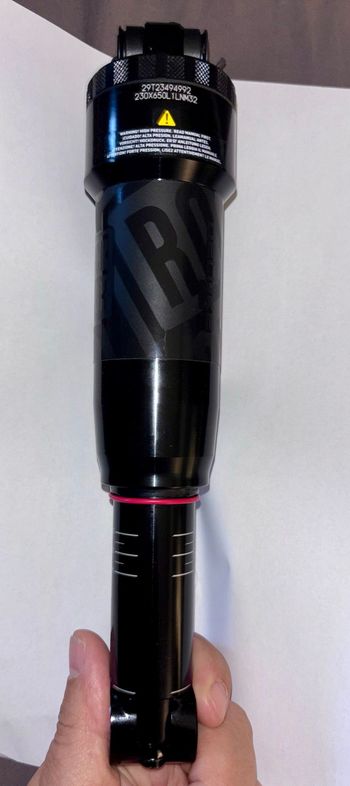 Used RockShox Super Deluxe Select+ 2023 bike — image 2 of 6