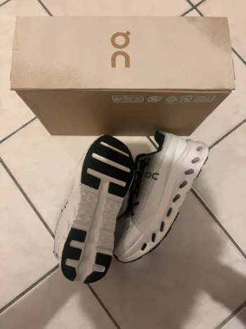 On Running On Shoes Size 43 bike d'occasion