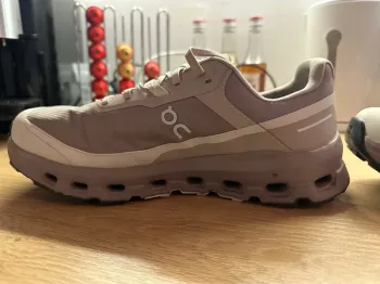 Used On Running CloudVista 2 Waterproof bike — image 3 of 7