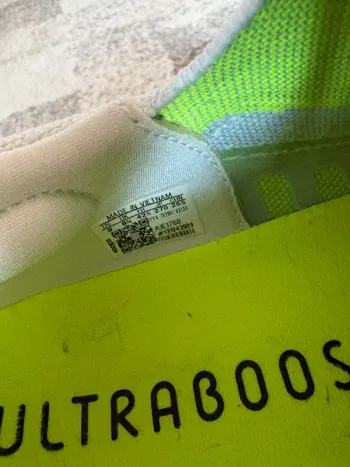 Used Adidas Ultraboost Light bike — image 6 of 7