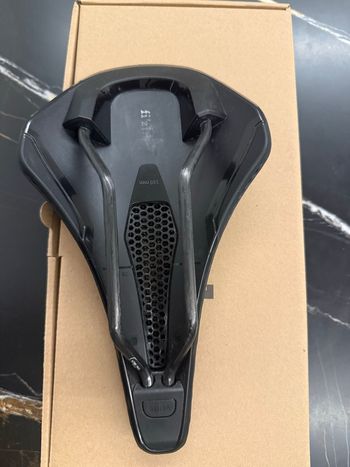 Brugt Fizik Vento Argo R1 Adaptive 2026 bike — billede 3 af 6
