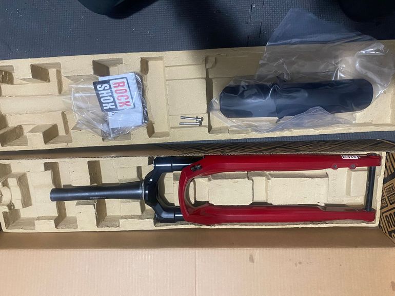 Used RockShox Rudy XL Fork 2026 bike — image 6 of 9