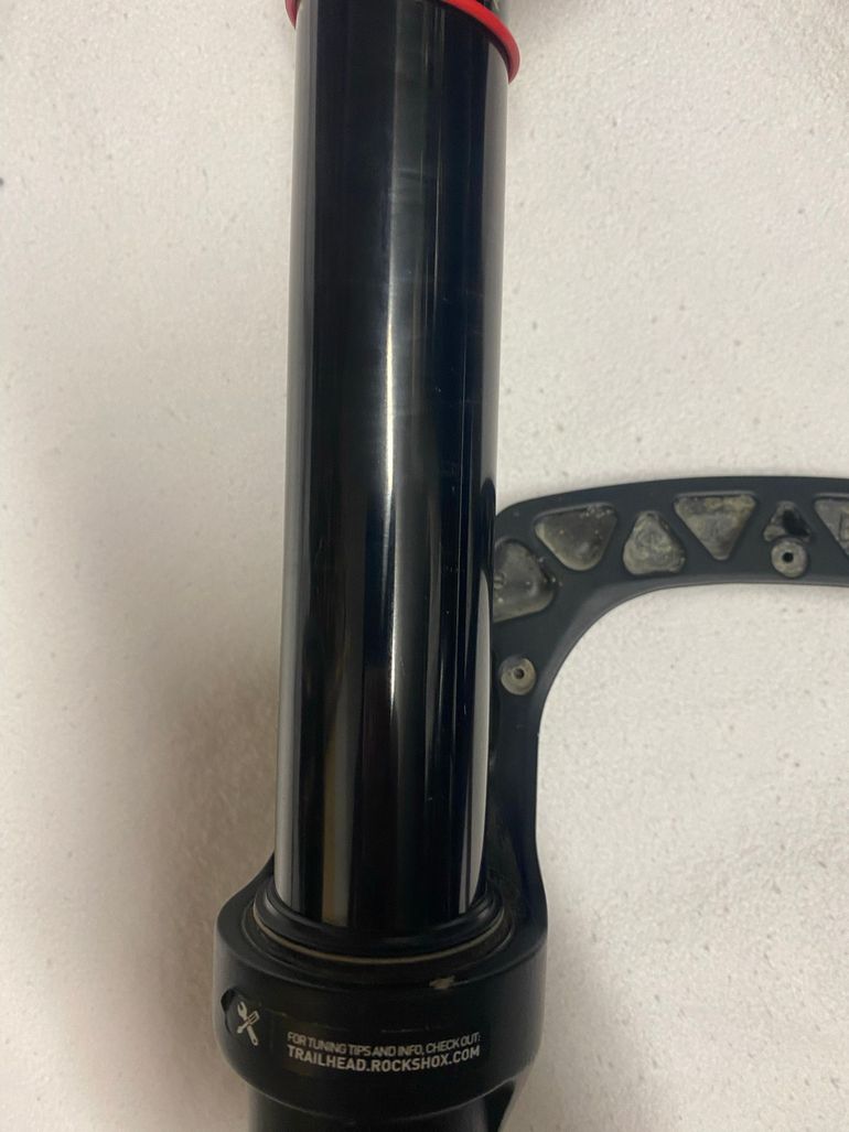 Used Rock Shox lyric select 2024 bike — image 5 of 13