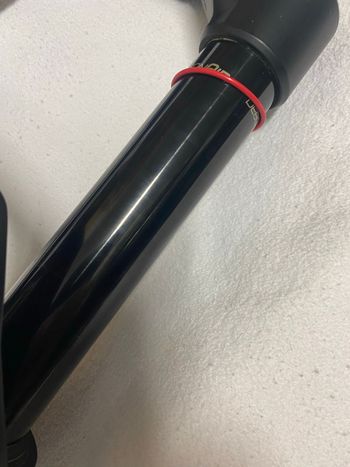Used Rock Shox lyric select 2024 bike — image 2 of 13