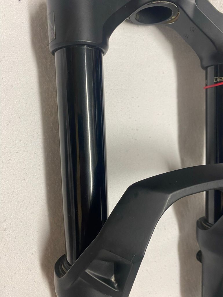 Used Rock Shox lyric select 2024 bike — image 4 of 13