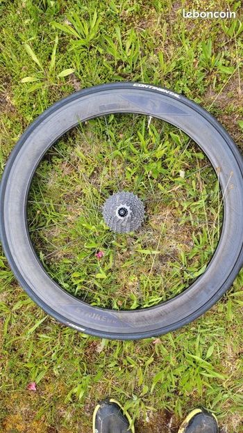 Použité Reynolds Strike SLG Carbon Wheelset bike — obrázek 2 z 3