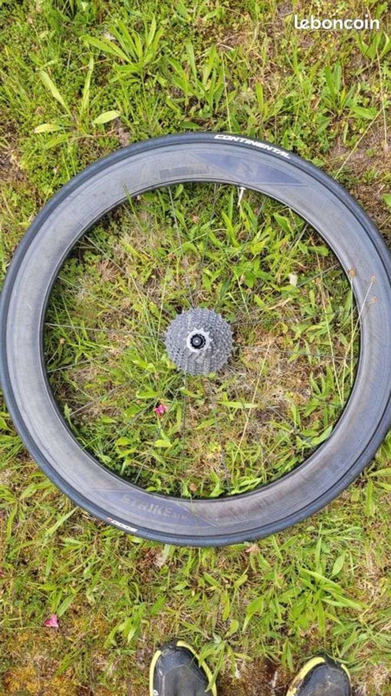 Použité Reynolds Strike SLG Carbon Wheelset bike — obrázek 2 z 3
