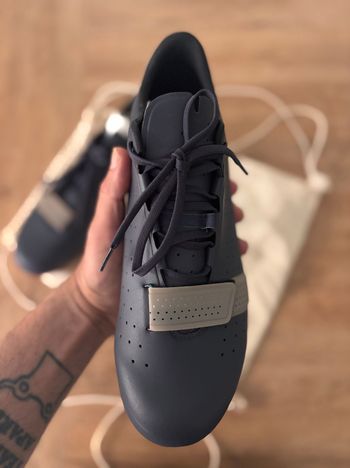 Used Rapha Gravel Shoes bike — image 3 of 6