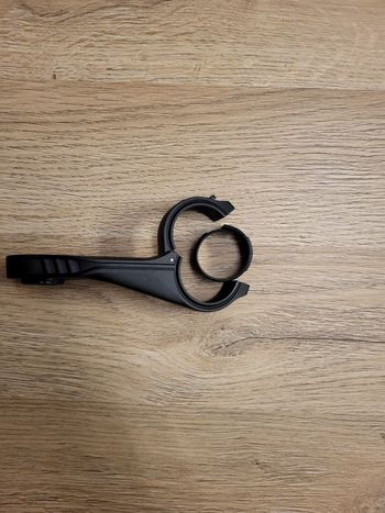 Used Garmin Extended Out-front Bike Mount bike — image 3 of 3