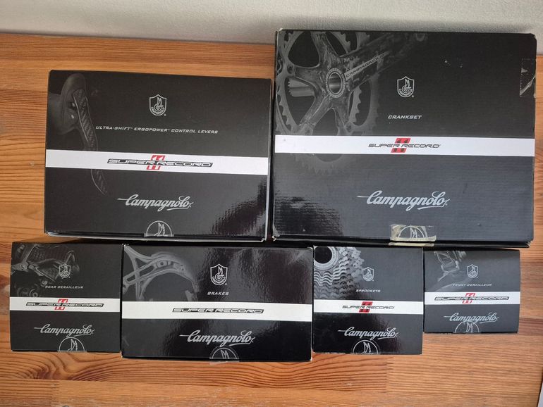 Used Campagnolo Super Record 11-fach Gruppe 2015 bike — image 1 of 12