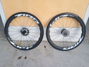 Used Zipp 353 NSW Tubeless Disc-brake Wheelset 2026 bike