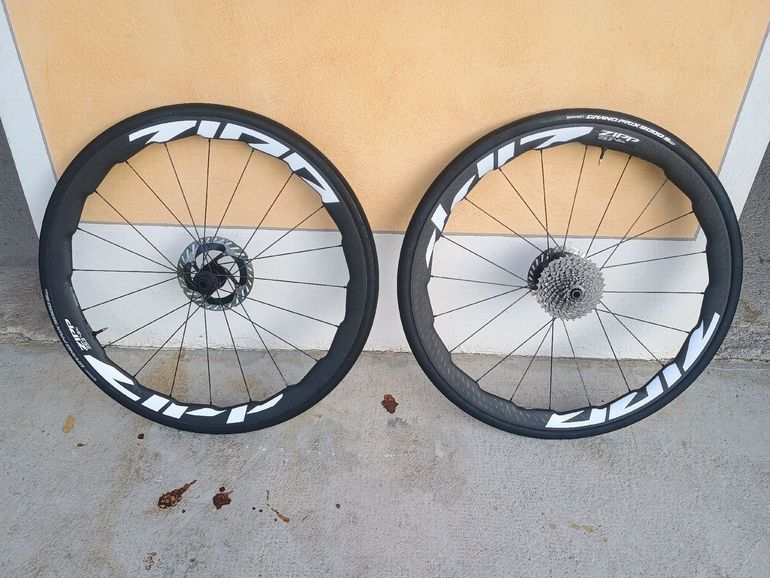 Used Zipp 353 NSW Tubeless Disc-brake Wheelset 2026 bike — image 1 of 7
