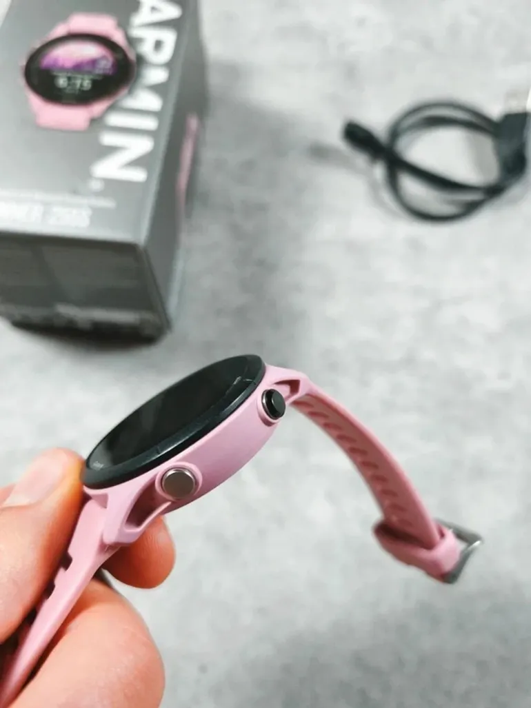 Used Garmin Forerunner 255s bike — image 3 of 5