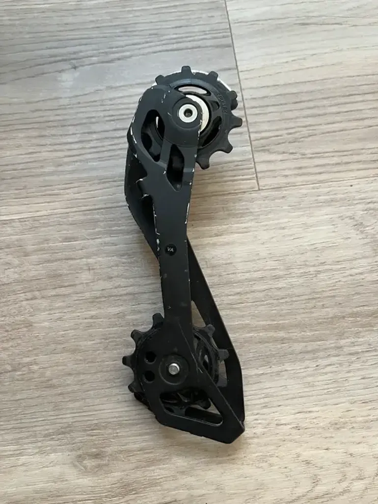 Used Shimano Patilla Cambio 12v 2025 bike — image 2 of 3