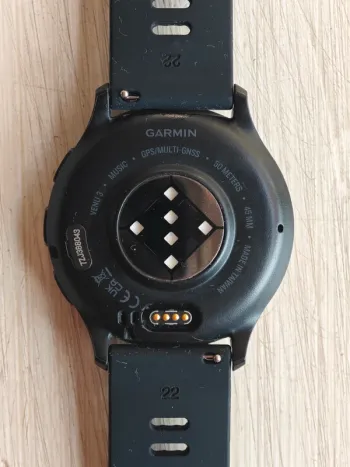 Used Garmin Venu 3 2024 bike — image 4 of 5