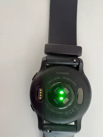 Used Garmin Venu 2 bike — image 7 of 10