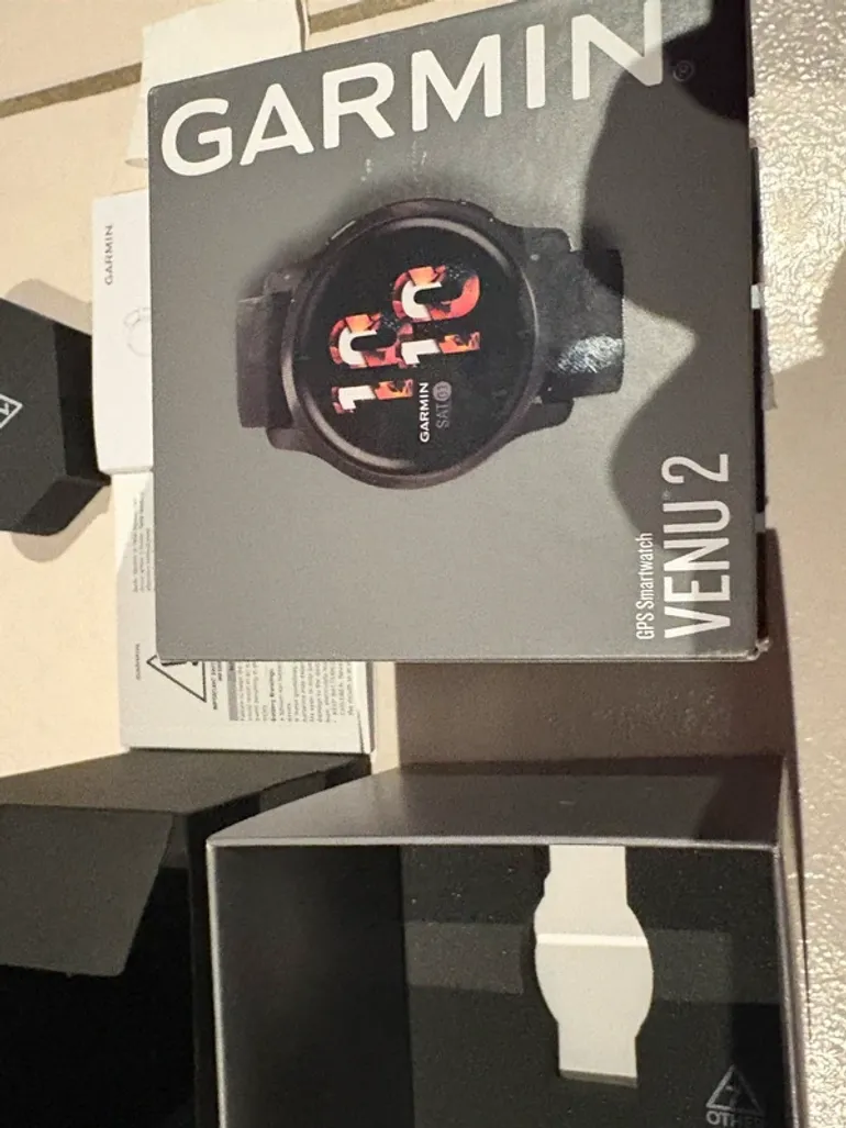 Used Garmin Venu 2 bike — image 10 of 10
