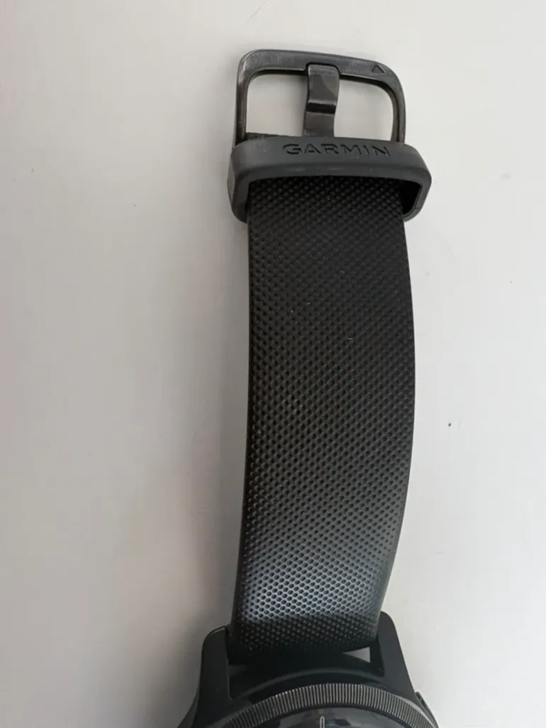 Used Garmin Venu 2 bike — image 4 of 10