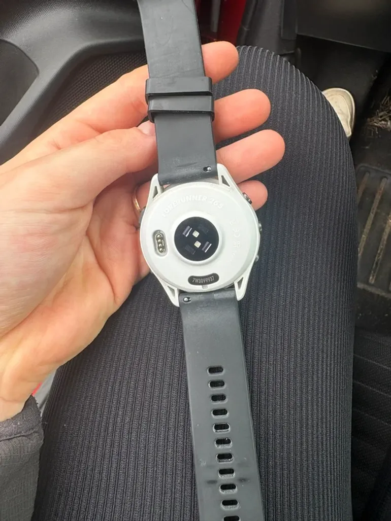Used Garmin Forerunner 265 bike — image 2 of 4