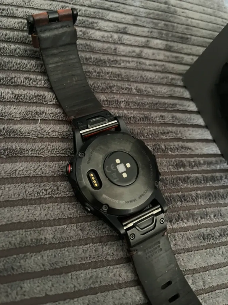 Garmin fenix 5 plus bike d'occasion — image 3 sur 4