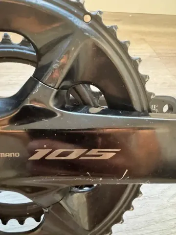 Shimano 105 DI2 2024 bike usato — immagine 3 di 8