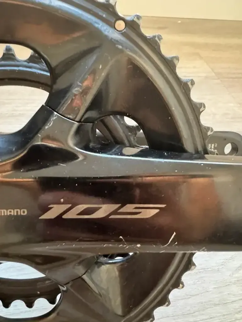Used Shimano 105 DI2 2024 bike — image 3 of 8