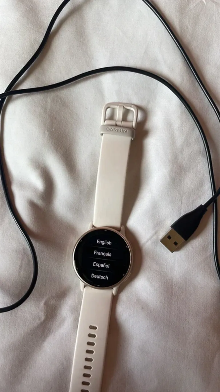 Used Garmin Vivoactive 4S bike — image 3 of 7
