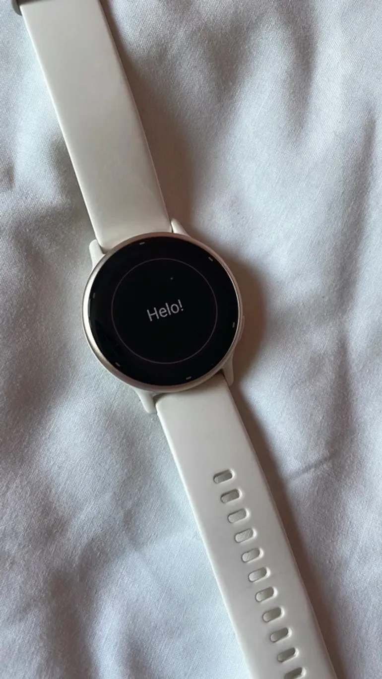 Used Garmin Vivoactive 4S bike — image 2 of 7
