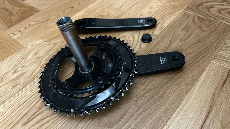 Used Shimano FC-R9200 Crankset 172.5mm 50/34 2024 bike — image 2 of 3