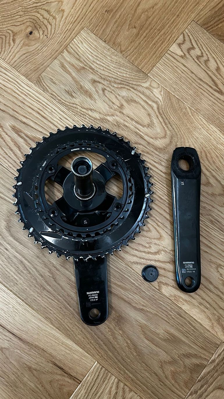 Used Shimano FC-R9200 Crankset 172.5mm 50/34 2024 bike — image 3 of 3