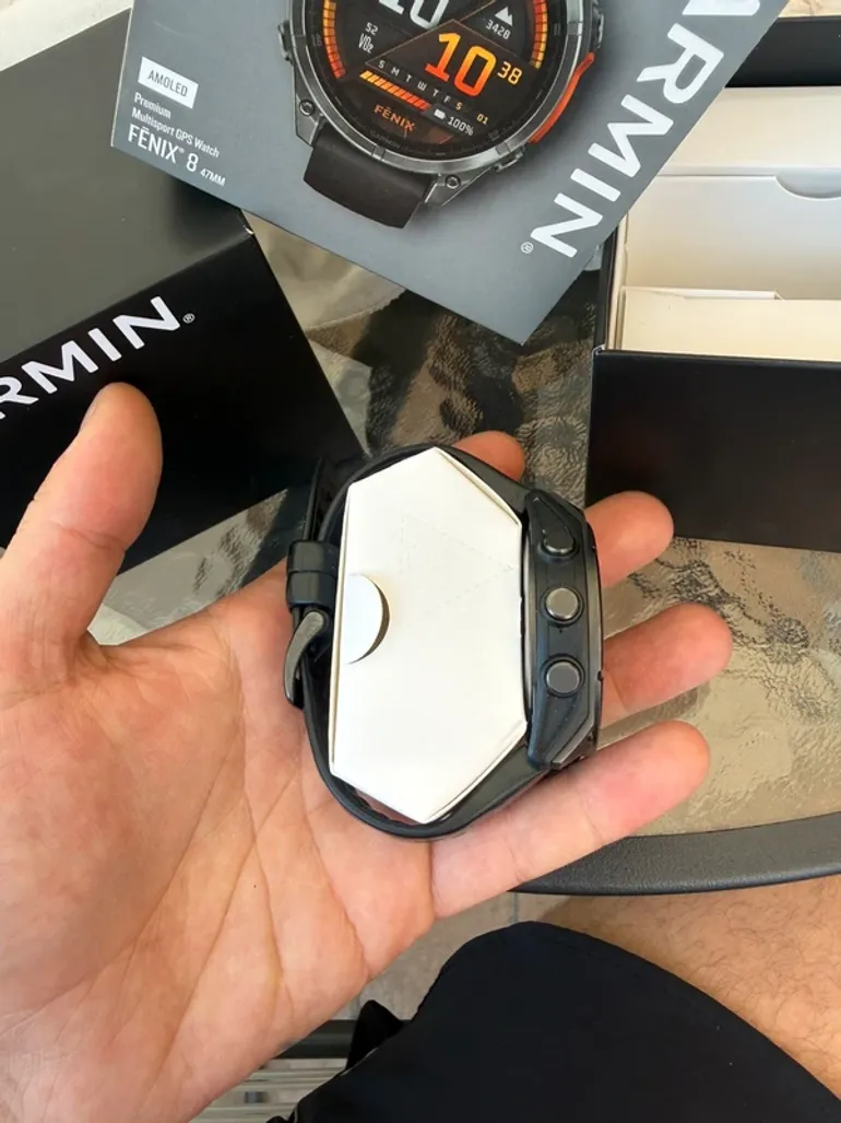 Used Garmin Fenix 8 AMOLED 47mm bike — image 5 of 9