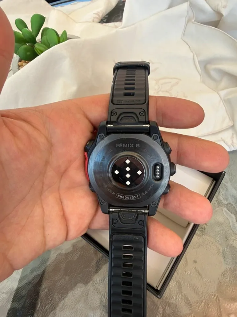 Used Garmin Fenix 8 AMOLED 47mm bike — image 9 of 9