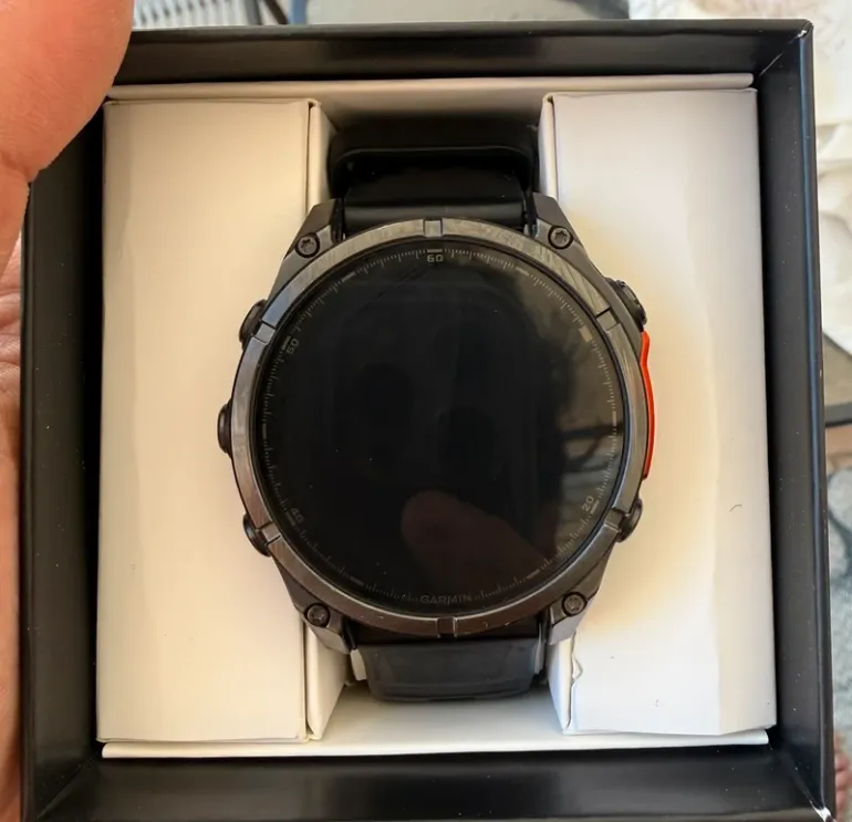 Used Garmin Fenix 8 AMOLED 47mm bike — image 3 of 9