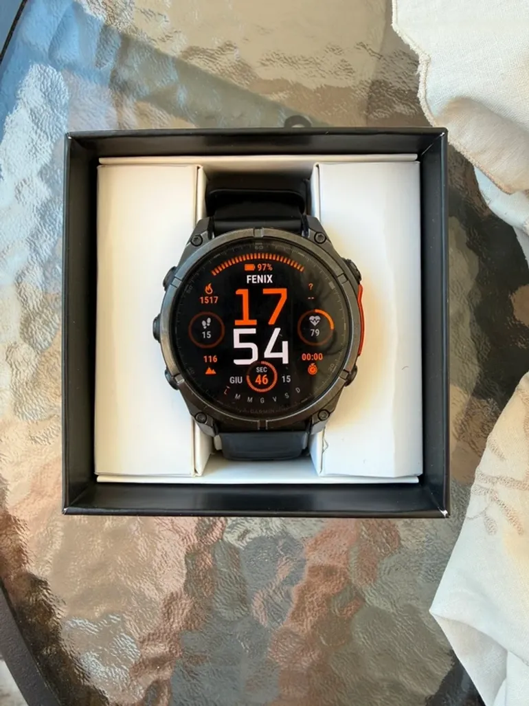 Used Garmin Fenix 8 AMOLED 47mm bike — image 2 of 9