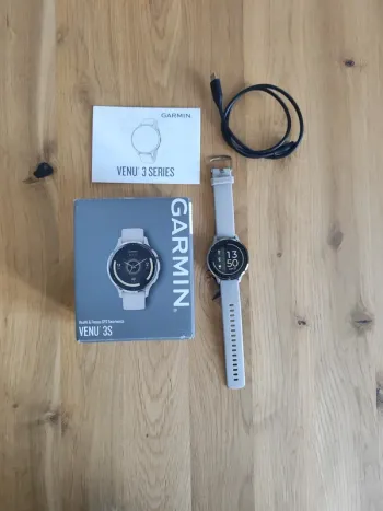 Used Garmin Venu 3s bike — image 2 of 6